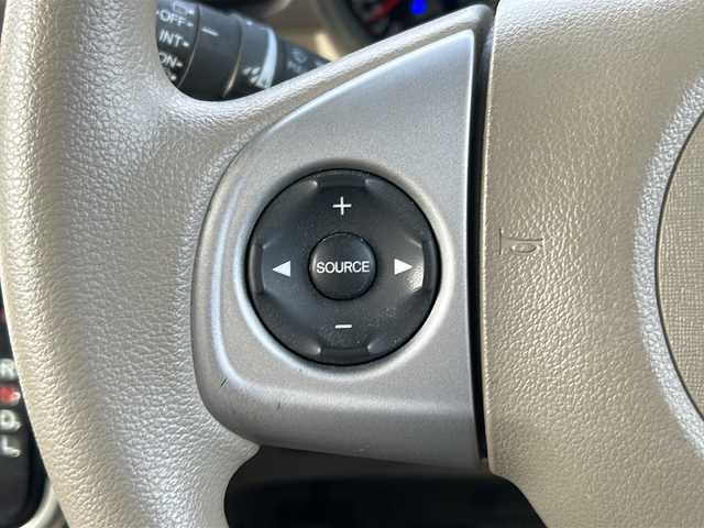 ホンダ Ｎ ＢＯＸ G Lパッケージ 秋田県 2014(平26)年 6.9万km カトラリーシルバーM 4WD/純正メモリナビ/Bluetooth、CD/DVD、ワンセグTV/バックカメラ/ETC/片側パワースライドドア/純正14インチAW