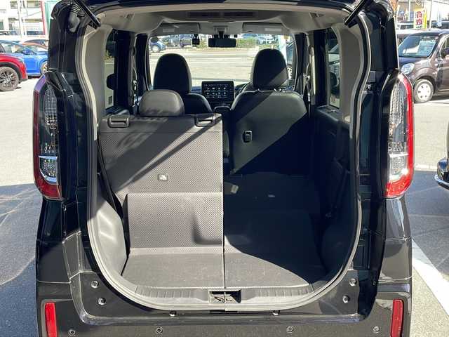 三菱 デリカミニ T プレミアム 長野県 2023(令5)年 2.2万km アメジストブラック 禁煙車/ワンオーナー/４WD/純正9インチナビ/【MM222D-LM】/（フルセグTV/Bluetooth）/e-Assist./・衝突被害軽減ブレーキ/・踏み間違い衝突防止アシスト/・車線逸脱防止支援機能/・オートマチックハイビーム/・ふらつき警報/・前方衝突予測警報/・標識検知システム/・先行車発進通知/・マイパイロット（レーダークルーズコントロール・車線維持支援）/・デジタルルームミラー/・マルチアラウンドモニター/ビルトインETC/ハンズフリー両側パワースライドドア/ドライブレコーダー/ハーフレザーシート/前席シートヒーター/ステアリングヒーター/革巻きステアリング/ステアリングスイッチ/パドルシフト/電動パーキングブレーキ/ブレーキホールド/LEDヘッドライト/フォグランプ/オートライト/スマートキー/Pスタート/電動格納ミラー/純正15インチAW/純正ラバーマット/ルーフレール