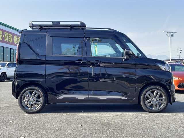三菱 デリカミニ T プレミアム 長野県 2023(令5)年 2.2万km アメジストブラック 禁煙車/ワンオーナー/４WD/純正9インチナビ/【MM222D-LM】/（フルセグTV/Bluetooth）/e-Assist./・衝突被害軽減ブレーキ/・踏み間違い衝突防止アシスト/・車線逸脱防止支援機能/・オートマチックハイビーム/・ふらつき警報/・前方衝突予測警報/・標識検知システム/・先行車発進通知/・マイパイロット（レーダークルーズコントロール・車線維持支援）/・デジタルルームミラー/・マルチアラウンドモニター/ビルトインETC/ハンズフリー両側パワースライドドア/ドライブレコーダー/ハーフレザーシート/前席シートヒーター/ステアリングヒーター/革巻きステアリング/ステアリングスイッチ/パドルシフト/電動パーキングブレーキ/ブレーキホールド/LEDヘッドライト/フォグランプ/オートライト/スマートキー/Pスタート/電動格納ミラー/純正15インチAW/純正ラバーマット/ルーフレール