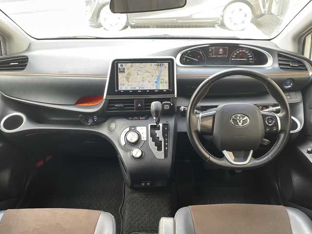 トヨタ シエンタ ハイブリッド G クエロ 兵庫県 2020(令2)年 5.3万km ホワイトパールクリスタルシャイン 純正SDナビ　フルセグ、DVD、BT、AM、FM/バックカメラ/ビルトインETC/クルーズコントロール/衝突被害軽減ブレーキ/車線逸脱警報/両側パワースライドドア/ハーフレザーシート/前方ドライブレコーダー/プッシュスタート/スマートキー×２	/横滑り防止/純正フロアマット