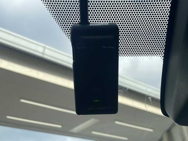 トヨタ シエンタ ハイブリッド G クエロ 兵庫県 2020(令2)年 5.3万km ホワイトパールクリスタルシャイン 純正SDナビ　フルセグ、DVD、BT、AM、FM/バックカメラ/ビルトインETC/クルーズコントロール/衝突被害軽減ブレーキ/車線逸脱警報/両側パワースライドドア/ハーフレザーシート/前方ドライブレコーダー/プッシュスタート/スマートキー×２	/横滑り防止/純正フロアマット