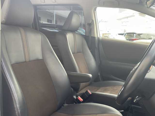 トヨタ シエンタ ハイブリッド G クエロ 兵庫県 2020(令2)年 5.3万km ホワイトパールクリスタルシャイン 純正SDナビ　フルセグ、DVD、BT、AM、FM/バックカメラ/ビルトインETC/クルーズコントロール/衝突被害軽減ブレーキ/車線逸脱警報/両側パワースライドドア/ハーフレザーシート/前方ドライブレコーダー/プッシュスタート/スマートキー×２	/横滑り防止/純正フロアマット