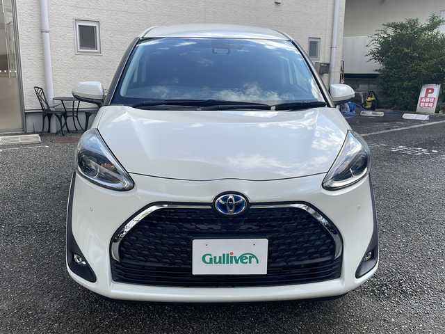 トヨタ シエンタ ハイブリッド G クエロ 兵庫県 2020(令2)年 5.3万km ホワイトパールクリスタルシャイン 純正SDナビ　フルセグ、DVD、BT、AM、FM/バックカメラ/ビルトインETC/クルーズコントロール/衝突被害軽減ブレーキ/車線逸脱警報/両側パワースライドドア/ハーフレザーシート/前方ドライブレコーダー/プッシュスタート/スマートキー×２	/横滑り防止/純正フロアマット