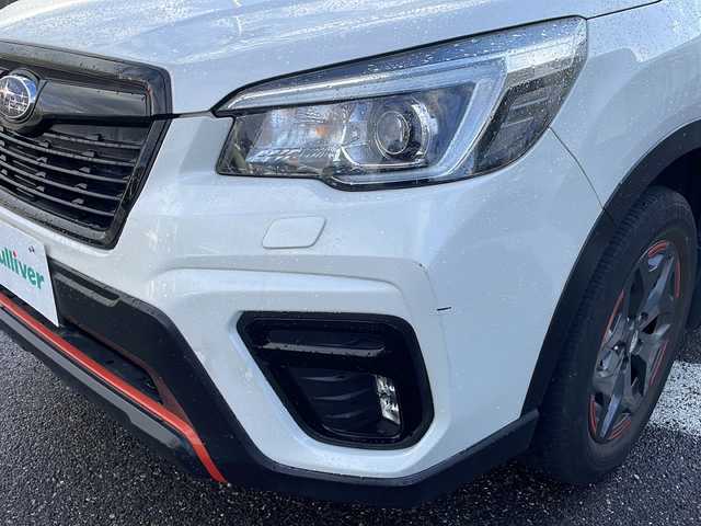 スバル フォレスター X－ブレイク 新潟県 2018(平30)年 5.5万km クリスタルホワイトP ワンオーナー/禁煙車/純正メモリーナビ/バック・サイドカメラ/シートヒーター/前席パワーシート/社外後席モニター/パワーバックドア/レーダークルーズコントロール/ステアリングヒーター/ルーフレール/オートマチックハイビーム/ドラレコ/ＥＴＣ/衝突軽減/フォグランプ/レーンキープアシスト/コーナーセンサー/純正17インチアルミホイール(225/60/R17)
