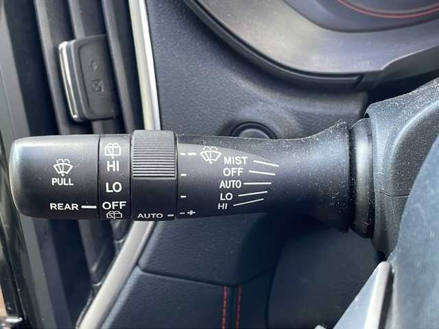 スバル フォレスター X－ブレイク 新潟県 2018(平30)年 5.5万km クリスタルホワイトP ワンオーナー/禁煙車/純正メモリーナビ/バック・サイドカメラ/シートヒーター/前席パワーシート/社外後席モニター/パワーバックドア/レーダークルーズコントロール/ステアリングヒーター/ルーフレール/オートマチックハイビーム/ドラレコ/ＥＴＣ/衝突軽減/フォグランプ/レーンキープアシスト/コーナーセンサー/純正17インチアルミホイール(225/60/R17)