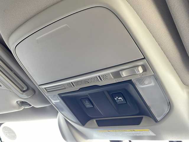 スバル フォレスター X－ブレイク 新潟県 2018(平30)年 5.5万km クリスタルホワイトP ワンオーナー/禁煙車/純正メモリーナビ/バック・サイドカメラ/シートヒーター/前席パワーシート/社外後席モニター/パワーバックドア/レーダークルーズコントロール/ステアリングヒーター/ルーフレール/オートマチックハイビーム/ドラレコ/ＥＴＣ/衝突軽減/フォグランプ/レーンキープアシスト/コーナーセンサー/純正17インチアルミホイール(225/60/R17)