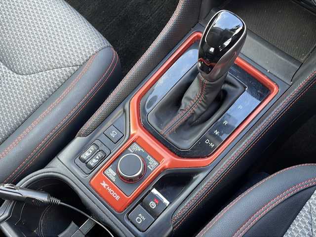 スバル フォレスター X－ブレイク 新潟県 2018(平30)年 5.5万km クリスタルホワイトP ワンオーナー/禁煙車/純正メモリーナビ/バック・サイドカメラ/シートヒーター/前席パワーシート/社外後席モニター/パワーバックドア/レーダークルーズコントロール/ステアリングヒーター/ルーフレール/オートマチックハイビーム/ドラレコ/ＥＴＣ/衝突軽減/フォグランプ/レーンキープアシスト/コーナーセンサー/純正17インチアルミホイール(225/60/R17)