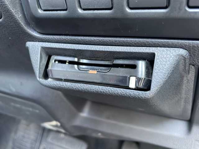 スバル フォレスター X－ブレイク 新潟県 2018(平30)年 5.5万km クリスタルホワイトP ワンオーナー/禁煙車/純正メモリーナビ/バック・サイドカメラ/シートヒーター/前席パワーシート/社外後席モニター/パワーバックドア/レーダークルーズコントロール/ステアリングヒーター/ルーフレール/オートマチックハイビーム/ドラレコ/ＥＴＣ/衝突軽減/フォグランプ/レーンキープアシスト/コーナーセンサー/純正17インチアルミホイール(225/60/R17)