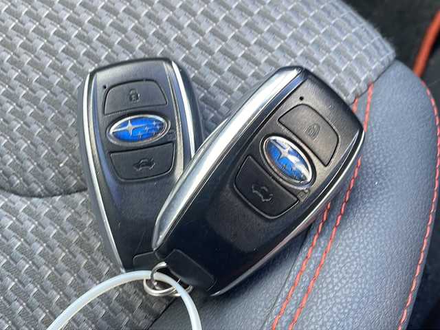 スバル フォレスター X－ブレイク 新潟県 2018(平30)年 5.5万km クリスタルホワイトP ワンオーナー/禁煙車/純正メモリーナビ/バック・サイドカメラ/シートヒーター/前席パワーシート/社外後席モニター/パワーバックドア/レーダークルーズコントロール/ステアリングヒーター/ルーフレール/オートマチックハイビーム/ドラレコ/ＥＴＣ/衝突軽減/フォグランプ/レーンキープアシスト/コーナーセンサー/純正17インチアルミホイール(225/60/R17)