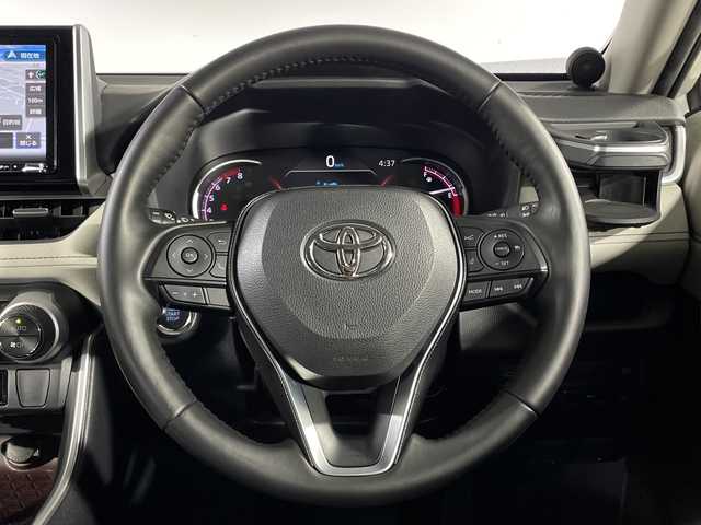 トヨタ ＲＡＶ４ G Zパッケージ 神奈川県 2020(令2)年 4.7万km ホワイトパールクリスタルシャイン トヨタセーフティセンス/TRDエアロ(F/S/R)/TRDオーバーフェンダー/社外9型ナビ/・BT/フルセグTV/SD/CD/DVD/HDMI/USB/バックカメラ/ムーンルーフ/デジタルインナーミラー/BSM/ライトグレー合皮シート/パワーシート(D)/シートヒーター(D/N)/メモリシート(D)/電動サイドブレーキ/オートブレーキホールド/ECO/SPORT/MYD/ROCK/SNOWモード/ダウンヒルアシストコントロール/ドライブレコーダー/ビルトインETC/パワーバックドア/スマートキー/プッシュスタートボタン/革巻きステアリング/ステアリングスイッチ/Autoライト/ステアリングヒーター/LEDヘッドライト/フォグランプ/電動格納ミラー/ウィンカーミラー/ルーフレール/純正アルミホイール/社外ドアバイザー/社外フロアマット