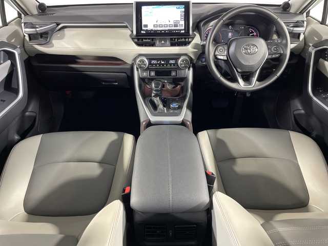 トヨタ ＲＡＶ４ G Zパッケージ 神奈川県 2020(令2)年 4.7万km ホワイトパールクリスタルシャイン トヨタセーフティセンス/TRDエアロ(F/S/R)/TRDオーバーフェンダー/社外9型ナビ/・BT/フルセグTV/SD/CD/DVD/HDMI/USB/バックカメラ/ムーンルーフ/デジタルインナーミラー/BSM/ライトグレー合皮シート/パワーシート(D)/シートヒーター(D/N)/メモリシート(D)/電動サイドブレーキ/オートブレーキホールド/ECO/SPORT/MYD/ROCK/SNOWモード/ダウンヒルアシストコントロール/ドライブレコーダー/ビルトインETC/パワーバックドア/スマートキー/プッシュスタートボタン/革巻きステアリング/ステアリングスイッチ/Autoライト/ステアリングヒーター/LEDヘッドライト/フォグランプ/電動格納ミラー/ウィンカーミラー/ルーフレール/純正アルミホイール/社外ドアバイザー/社外フロアマット