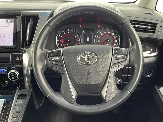 トヨタ アルファード S 大分県 2019(平31)年 8.4万km ブラック アルパイン9インチナビ/（フルセグ/Bluetooth/CD/DVD)/Toyota Safety Sense /・レーントレーシングアシスト/・パーキングサポートブレーキ/・プリクラッシュセーフティ/・オートハイビーム/アルパインフリップダウンモニター/バックカメラ/ドライブレコーダー/ビルトインETC/両側パワースライド/電動パーキングブレーキ/後部座席オットマン/ステアリングリモコン/革巻きステアリング/オートエアコン/純正18インチアルミホイール/保証書・取扱説明書/スペアキー