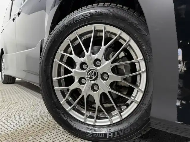 トヨタ ヴォクシー ハイブリッド ZS 煌Ⅱ 大阪府 2019(平31)年 2.2万km ブラック 純正10incナビTV バックカメラ シートヒーター クルーズコントロール 衝突軽減ブレーキ レーンアシスト オートハイビーム 両側パワースライドドア リアオートエアコン ドライブレコーダー ETC
