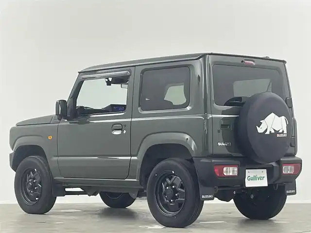 スズキ ジムニー XL 埼玉県 2023(令5)年 1.5万km ジャングルグリーン 純正ナビ　シートヒーター　バックカメラ　ＥＴＣ２．０　ドライブレコーダー　ミラーヒーター　ダウンヒルアシスト　背面タイヤ　フルセグＴＶ　スマートキー　純正フロアマット　Ｂｌｕｅｔｏｏｔｈ　衝突被害軽減　
