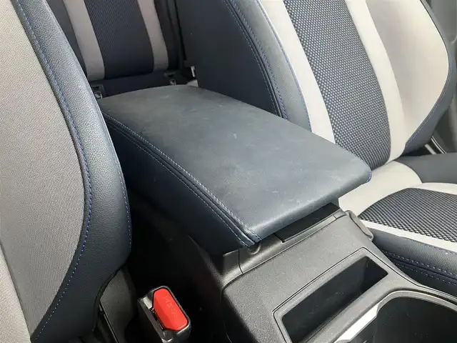 スバル ＸＶ ハイブリッド アドバンス 道南・函館 2018(平30)年 5.5万km クリスタルホワイトP /純正ナビ//フルセグＴＶ//ドライブレコーダー//バックカメラ//ブラインドスポットモニター//クルーズコントロール//レーンキープアシスト//ステアリング連動ヘッドライト//先行車発進通知//衝突軽減ブレーキ//コーナーセンサー//パワーシート//ハーフレザーシート//パドルシフト//ルーフレール//フロアマット//ＥＴＣ//プッシュスタート//スペアキー