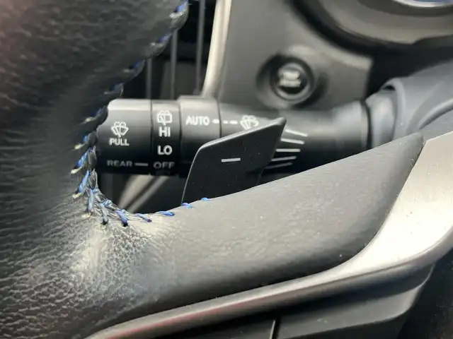 スバル ＸＶ ハイブリッド アドバンス 道南・函館 2018(平30)年 5.5万km クリスタルホワイトP /純正ナビ//フルセグＴＶ//ドライブレコーダー//バックカメラ//ブラインドスポットモニター//クルーズコントロール//レーンキープアシスト//ステアリング連動ヘッドライト//先行車発進通知//衝突軽減ブレーキ//コーナーセンサー//パワーシート//ハーフレザーシート//パドルシフト//ルーフレール//フロアマット//ＥＴＣ//プッシュスタート//スペアキー