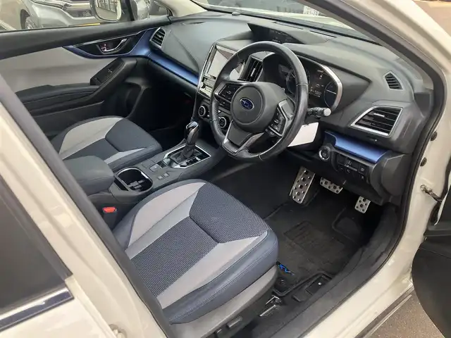 スバル ＸＶ ハイブリッド アドバンス 道南・函館 2018(平30)年 5.5万km クリスタルホワイトP /純正ナビ//フルセグＴＶ//ドライブレコーダー//バックカメラ//ブラインドスポットモニター//クルーズコントロール//レーンキープアシスト//ステアリング連動ヘッドライト//先行車発進通知//衝突軽減ブレーキ//コーナーセンサー//パワーシート//ハーフレザーシート//パドルシフト//ルーフレール//フロアマット//ＥＴＣ//プッシュスタート//スペアキー