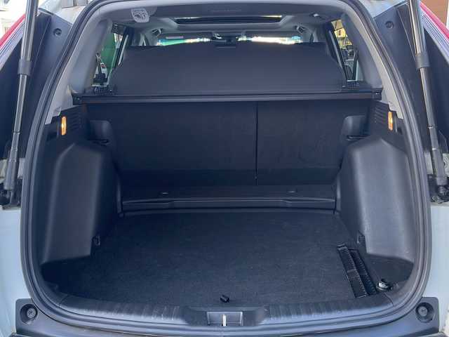 ホンダ ＣＲ－Ｖ EX・マスターピース 秋田県 2020(令2)年 8.8万km プラチナホワイトパール 純正ナビ/・フルセグテレビ/・ＣＤ、ＤＶＤ、ＳＤ/・ＢＴ/・ＵＳＢ/・ラジオ/サンルーフ/前席パワーシート/前席シートヒーター/運転席シートメモリー/電動リアゲート/電動格納ミラー/ステアリングスイッチ/パドルシフト/純正フロアマット/ＥＴＣ2.0/車線逸脱警報装置/横滑り防止装置/衝突軽減装置