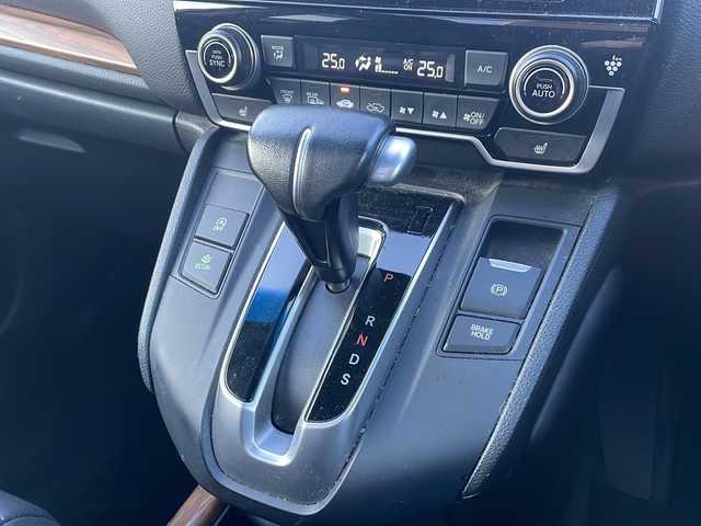 ホンダ ＣＲ－Ｖ EX・マスターピース 秋田県 2020(令2)年 8.8万km プラチナホワイトパール 純正ナビ/・フルセグテレビ/・ＣＤ、ＤＶＤ、ＳＤ/・ＢＴ/・ＵＳＢ/・ラジオ/サンルーフ/前席パワーシート/前席シートヒーター/運転席シートメモリー/電動リアゲート/電動格納ミラー/ステアリングスイッチ/パドルシフト/純正フロアマット/ＥＴＣ2.0/車線逸脱警報装置/横滑り防止装置/衝突軽減装置