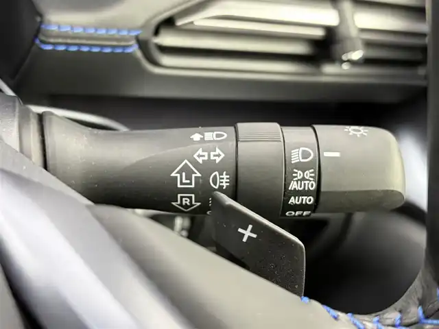 スバル レヴォーグ 1．8GT－H EX 愛知県 2023(令5)年 4.4万km セラミックホワイト アイサイト/・プリクラッシュブレーキ/・AT誤発進抑制機能/・全車速追従機能付きクルーズコントロール/・車線逸脱警報機能/・先行車発進お知らせ/デジタルインナーミラー/純正ナビ/・フルセグTV/・Bluetooth/・USB/・iPod/・AUX/純正フロアマット/純正18インチアルミホイール/シートヒーター/パワーバックドア/リアコーナーセンサー/LEDヘッドライト/オートライト/プッシュスタート/バック/サイドカメラ/ETC/スマートキー