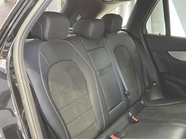 メルセデス・ベンツ ＧＬＣ２２０ d 4マチックスポーツ 東京都 2018(平30)年 3.7万km オブシディアンブラック レーダーセーフティパッケージ/・アクティブレーンキーピングアシスト/・アクティブブラインドスポットアシスト/・ディストロニックプラス/COMANDシステム/・8.4インチワイドディスプレイ/・COMANDコントローラー/・音声認識機能/・HDDナビ/・地デジ/・DVD・CD/・USBインターフェイス/全方位カメラ/ブレーキアシストプラス/全席シートヒーター/ハーフレザーシート/パワーバックドア/パドルシフト/オートライト/ETC車載器/ルーフレール