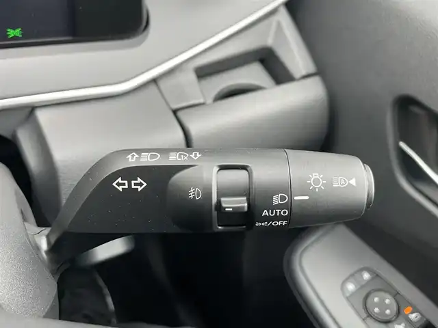 日産 ノート X 千葉県 2021(令3)年 0.8万km バーガンディー 全方位運転支援システム/・衝突軽減ブレーキ/レーンキープアシスト/・クリアランスソナー/ブラインドスポットモニター/純正9インチナビ(MJ321D-L)/・フルセグ/BT/DVD/CD/アラウンドビューモニター/ステアリングスイッチ/ETC/電動パーキングブレーキ/オートブレーキホールド/アイドリングストップ/LEDヘッドライト/オートライト/アダプティブヘッドライト/フォグライト/純正フロアマット/純正ホイール