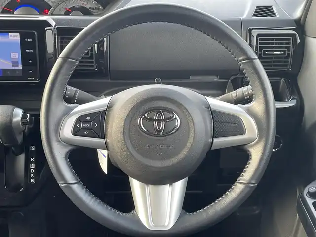 トヨタ ピクシスメガ Gターボ SAⅢ 島根県 2020(令2)年 4.6万km パールホワイトⅢ 登録時走行距離45755km/ワンオーナー/保証書/取扱説明書/社外SDナビ(Bluetooth/AM/FM/CD)/フルセグTV(走行中視聴可能)/バックカメラ/両側パワースライドドア/オートライト/オートハイビーム/LEDヘッドライト/フォグランプ/前後コーナーセンサー/レーンキープアシスト/横滑り防止装置/衝突被害軽減ブレーキ/盗難防止アラーム/アイドリングストップ/ETC/純正14インチAW/プッシュスタート/スマートキー(スペアキー×1)/禁煙車