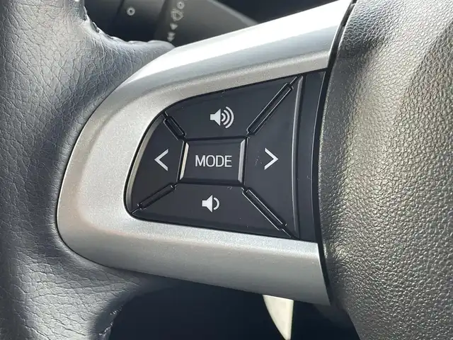 トヨタ ピクシスメガ Gターボ SAⅢ 島根県 2020(令2)年 4.6万km パールホワイトⅢ 登録時走行距離45755km/ワンオーナー/保証書/取扱説明書/社外SDナビ(Bluetooth/AM/FM/CD)/フルセグTV(走行中視聴可能)/バックカメラ/両側パワースライドドア/オートライト/オートハイビーム/LEDヘッドライト/フォグランプ/前後コーナーセンサー/レーンキープアシスト/横滑り防止装置/衝突被害軽減ブレーキ/盗難防止アラーム/アイドリングストップ/ETC/純正14インチAW/プッシュスタート/スマートキー(スペアキー×1)/禁煙車