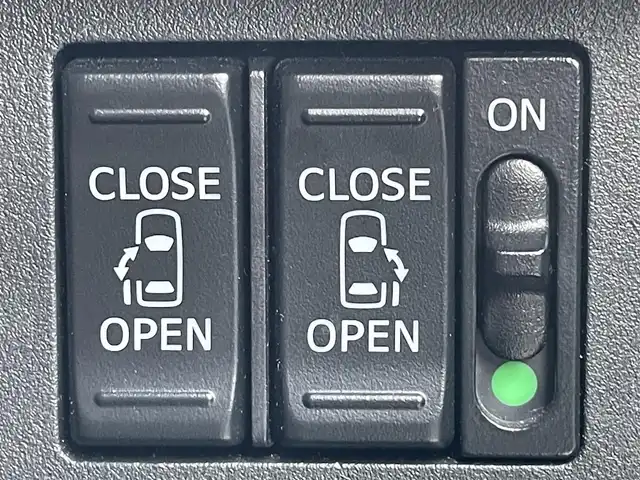 トヨタ ピクシスメガ Gターボ SAⅢ 島根県 2020(令2)年 4.6万km パールホワイトⅢ 登録時走行距離45755km/ワンオーナー/保証書/取扱説明書/社外SDナビ(Bluetooth/AM/FM/CD)/フルセグTV(走行中視聴可能)/バックカメラ/両側パワースライドドア/オートライト/オートハイビーム/LEDヘッドライト/フォグランプ/前後コーナーセンサー/レーンキープアシスト/横滑り防止装置/衝突被害軽減ブレーキ/盗難防止アラーム/アイドリングストップ/ETC/純正14インチAW/プッシュスタート/スマートキー(スペアキー×1)/禁煙車