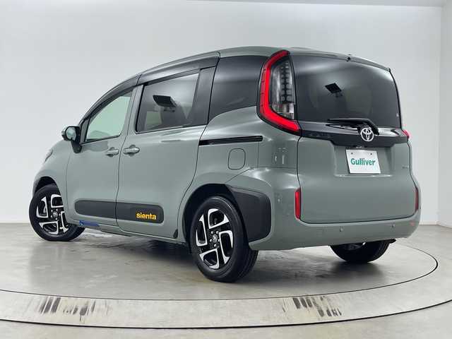 トヨタ シエンタ ハイブリッド Z 埼玉県 2025(令7)年 0.3万km アーバンカーキ 純正ナビ/(Bluetooth/USB/AM/FM)/地デジフルセグ/全方位カメラ/ETC2.0/アダプティブクルーズコントロール/オートマチックハイビーム/車線逸脱警報/ブラインドスポットモニター/衝突軽減ブレーキ/クリアランスソナー/AC100V/ステアリングヒーター/運転席・助手席シートヒーター/ドライブモードセレクト/プッシュスタート/ステアリングリモコン/ロールサンシェード/フロントフォグランプ/ウィンカー・電動格納ミラー/純正ドアバイザー/純正15インチアルミホイール