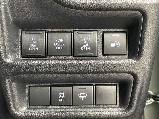 トヨタ シエンタ ハイブリッド Z 埼玉県 2025(令7)年 0.3万km アーバンカーキ 純正ナビ/(Bluetooth/USB/AM/FM)/地デジフルセグ/全方位カメラ/ETC2.0/アダプティブクルーズコントロール/オートマチックハイビーム/車線逸脱警報/ブラインドスポットモニター/衝突軽減ブレーキ/クリアランスソナー/AC100V/ステアリングヒーター/運転席・助手席シートヒーター/ドライブモードセレクト/プッシュスタート/ステアリングリモコン/ロールサンシェード/フロントフォグランプ/ウィンカー・電動格納ミラー/純正ドアバイザー/純正15インチアルミホイール