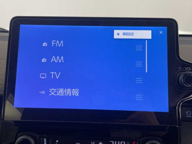 トヨタ シエンタ ハイブリッド Z 埼玉県 2025(令7)年 0.3万km アーバンカーキ 純正ナビ/(Bluetooth/USB/AM/FM)/地デジフルセグ/全方位カメラ/ETC2.0/アダプティブクルーズコントロール/オートマチックハイビーム/車線逸脱警報/ブラインドスポットモニター/衝突軽減ブレーキ/クリアランスソナー/AC100V/ステアリングヒーター/運転席・助手席シートヒーター/ドライブモードセレクト/プッシュスタート/ステアリングリモコン/ロールサンシェード/フロントフォグランプ/ウィンカー・電動格納ミラー/純正ドアバイザー/純正15インチアルミホイール