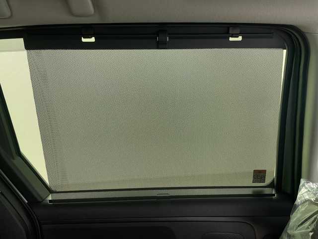 トヨタ シエンタ ハイブリッド Z 埼玉県 2025(令7)年 0.3万km アーバンカーキ 純正ナビ/(Bluetooth/USB/AM/FM)/地デジフルセグ/全方位カメラ/ETC2.0/アダプティブクルーズコントロール/オートマチックハイビーム/車線逸脱警報/ブラインドスポットモニター/衝突軽減ブレーキ/クリアランスソナー/AC100V/ステアリングヒーター/運転席・助手席シートヒーター/ドライブモードセレクト/プッシュスタート/ステアリングリモコン/ロールサンシェード/フロントフォグランプ/ウィンカー・電動格納ミラー/純正ドアバイザー/純正15インチアルミホイール