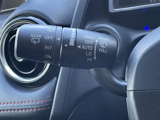 マツダ デミオ 13S ツーリング 滋賀県 2016(平28)年 5.6万km ジェットブラックマイカ 純正ナビ/(CD/DVD/Bluetooth/USB/フルセグTV)/バックカメラ/ETC/シートヒーター/電動格納ミラー/ドライブレコーダー/ヘッドアップディスプレイ/ステアリングスイッチ/プッシュスタート/スマートキー/オートライト/LEDヘッドライト