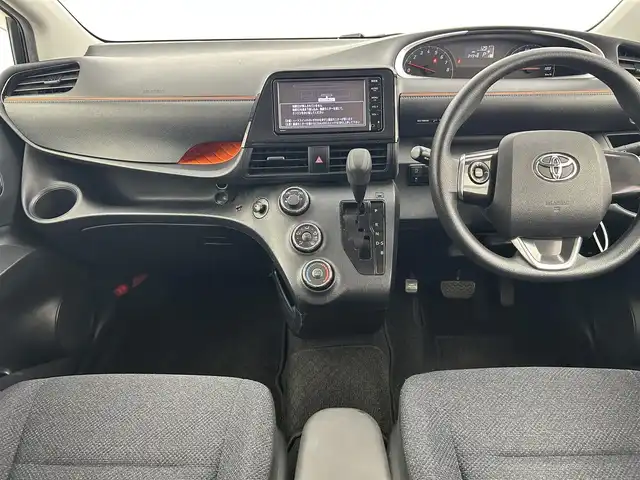 トヨタ シエンタ X 千葉県 2016(平28)年 3.5万km ブラックマイカ 禁煙車/純正メモリナビ/　CD/DVD/BT/ワンセグTV/片側パワースライドドア/バックカメラ/ビルトインETC/電動格納ミラー/リモコンキー/ステアリングスイッチ/純正フロアマット
