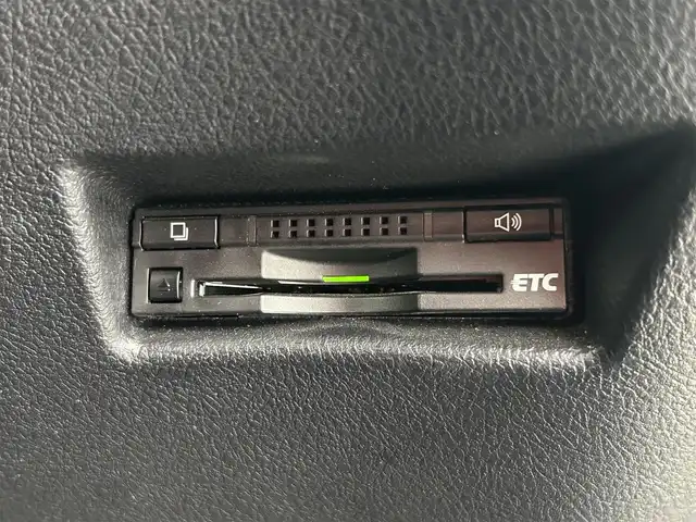 トヨタ シエンタ X 千葉県 2016(平28)年 3.5万km ブラックマイカ 禁煙車/純正メモリナビ/　CD/DVD/BT/ワンセグTV/片側パワースライドドア/バックカメラ/ビルトインETC/電動格納ミラー/リモコンキー/ステアリングスイッチ/純正フロアマット