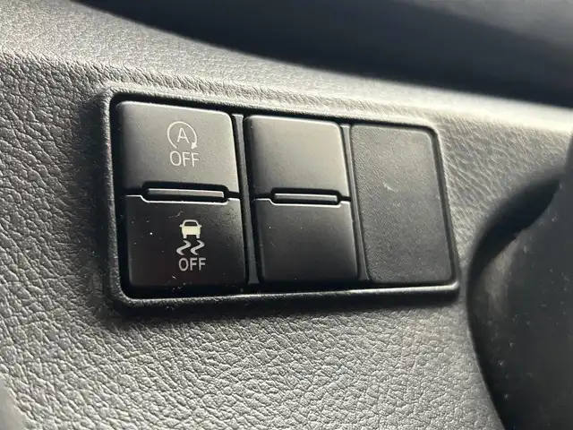 トヨタ シエンタ X 千葉県 2016(平28)年 3.5万km ブラックマイカ 禁煙車/純正メモリナビ/　CD/DVD/BT/ワンセグTV/片側パワースライドドア/バックカメラ/ビルトインETC/電動格納ミラー/リモコンキー/ステアリングスイッチ/純正フロアマット