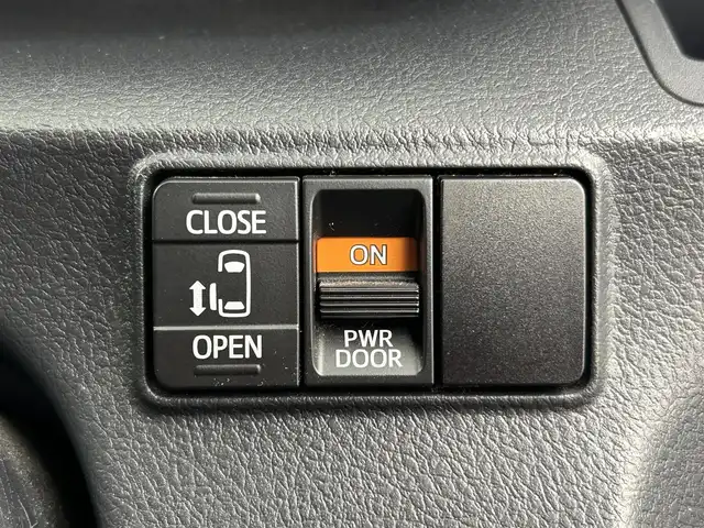 トヨタ シエンタ X 千葉県 2016(平28)年 3.5万km ブラックマイカ 禁煙車/純正メモリナビ/　CD/DVD/BT/ワンセグTV/片側パワースライドドア/バックカメラ/ビルトインETC/電動格納ミラー/リモコンキー/ステアリングスイッチ/純正フロアマット