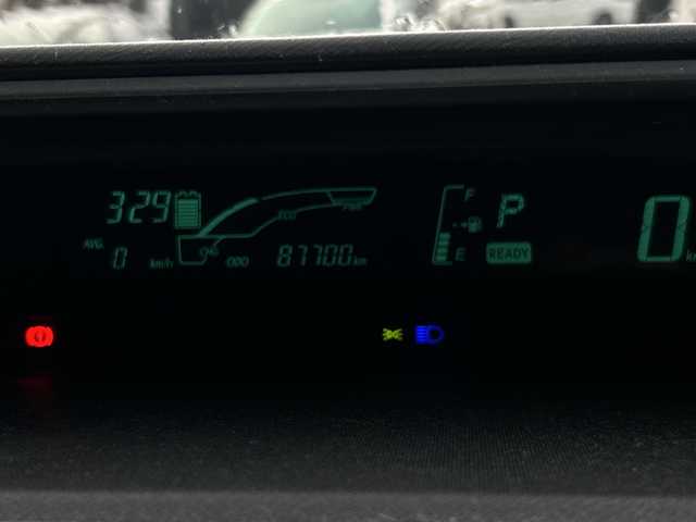 トヨタ アクア S 鹿児島県 2013(平25)年 8.8万km ライムホワイトパールクリスタルシャイン 純正SDナビ/（フルセグTV/Bluetooth/CD/DVD）/バックカメラ/ドアバイザー/リモコンキー/パワーステアリング/パワーウィンドウ/純正フロアマット