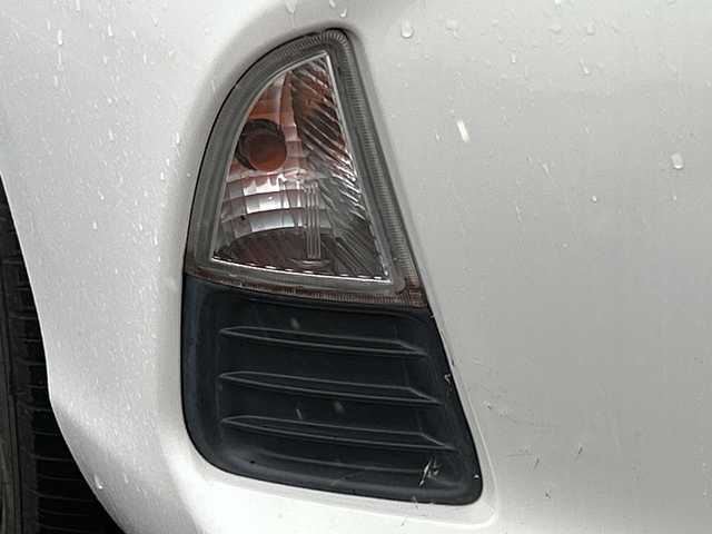 トヨタ アクア S 鹿児島県 2013(平25)年 8.8万km ライムホワイトパールクリスタルシャイン 純正SDナビ/（フルセグTV/Bluetooth/CD/DVD）/バックカメラ/ドアバイザー/リモコンキー/パワーステアリング/パワーウィンドウ/純正フロアマット