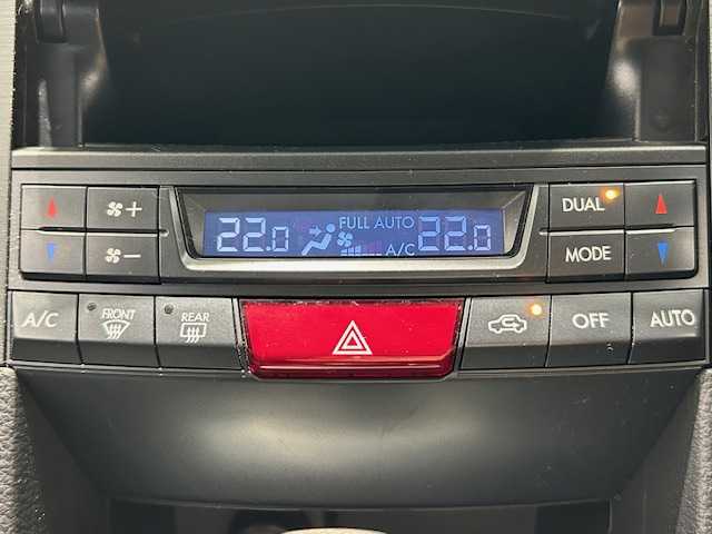 スバル レガシィ ツーリングワゴン 2．0GT DIT アイサイト 宮城県 2013(平25)年 9.7万km サテンホワイトパール アイサイト/・プリクラッシュブレーキ/・誤発進抑制制御/・警告＆お知らせ機能/純正SDナビ/バックカメラ/追従機能付クルーズコントロール/パドルシフト/ヒルスタートアシスト/シートヒーター/パワーシート/シートメモリー/純正フルセグTV/ETC/レザーシート/純正フロアマット/純正アルミホイール