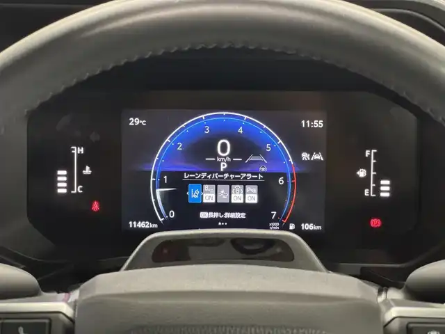 トヨタ ランドクルーザー ２５０ VX 三重県 2024(令6)年 1.2万km プラチナホワイトパールマイカ ガソリン/パートタイム4WD/MTモード付フロア6AT/12.3インチナビ/（AM/FM/TV/Bluetooth/USB/iPod/CarPlay/AndroidAuto/Miracast）/パノラミックビューモニター/モデリスタパーツ/●エアロ（F/R）、リヤスポイラー、シグネチャーイルミ、ドアハンドルプロテクター/社外セキュリティ/ドライブレコーダー 前後/ETC2.0/Toyota Safety Sense/●PCS/●緊急時操舵支援＋フロントクロストラフィックアラート＋レーンチェンジアシスト/●レーントレーシングアシスト＋LDA/●AHB/●RSA/●ドライバー異常時対応システム/●プロアクティブドライビングアシスト/・ブラインドスポットモニター＋安心降車アシスト＋周辺車両接近時サポート（録画機能）/・ドライバーモニター/・パーキングサポートブレーキ/・【OP】トヨタチームメイト（アドバンストドライブ：渋滞時支援）/装備/・ムーンルーフ/・デジタルインナーミラー/・黒本革シート/・シートヒーター＋ベンチレーション（D/N）＋ステアリングヒーター/・パワーバックドア/・左右＆後席独立オートエアコン/・パワーシート（Dメモリー付8way）/など