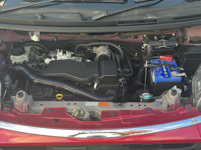 トヨタ タンク G S 沖縄県 2017(平29)年 6.8万km マゼンタベリーマイカM 純正ナビ/バックカメラ/ＥＴＣ/ドライブレコーダー/衝突被害軽減システム/コーナーセンサー/パワースライドドア/横滑り防止装置/レーンキープアシスト/Ｂｌｕｅｔｏｏｔｈ/ＣＤ /両側パワースライドドア/プッシュスタート/ワンオーナー