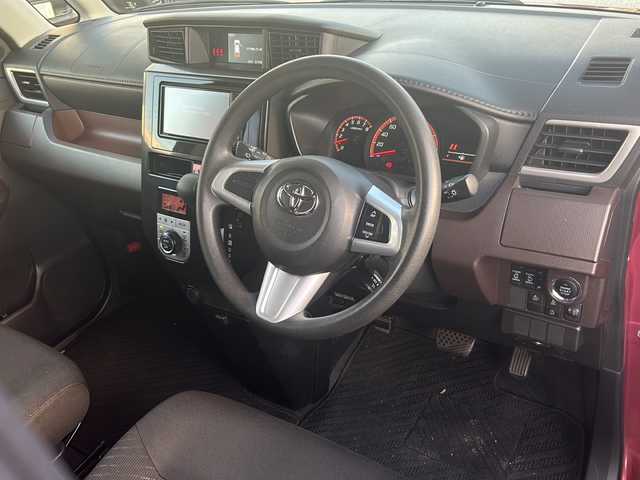 トヨタ タンク G S 沖縄県 2017(平29)年 6.8万km マゼンタベリーマイカM 純正ナビ/バックカメラ/ＥＴＣ/ドライブレコーダー/衝突被害軽減システム/コーナーセンサー/パワースライドドア/横滑り防止装置/レーンキープアシスト/Ｂｌｕｅｔｏｏｔｈ/ＣＤ /両側パワースライドドア/プッシュスタート/ワンオーナー