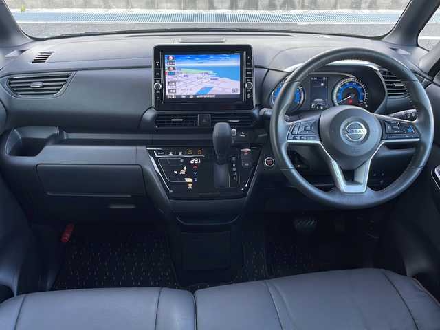 日産 ルークス HWS Gターボ プロパイロットED 山口県 2020(令2)年 5万km ブラック 純正9インチナビ　【MM319D-L】/・DVD再生機能有/・アラウンドビューモニター/・フルセグテレビ/・Bluetooth接続/ビルトインETC/レザー調シートカバー/ロッソモデロマフラーカッター/両側パワースライドドア/プロパイロット/インテリジェントエマージェンシーブレーキ/・前方衝突予測警報/・踏み間違い衝突防止アシスト/・車線逸脱警報/・ふらつき警報/・レーダークルーズコントロール/・標識検知機能/・先行車発進お知らせ機能/純正フロアマット/USB入力端子/前後ドライブレコーダー/純正15インチアルミホイール/ドアバイザー/ウィンカーミラー