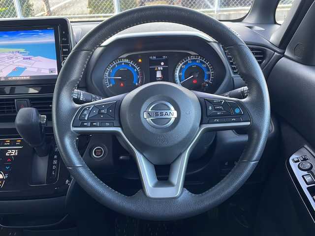 日産 ルークス HWS Gターボ プロパイロットED 山口県 2020(令2)年 5万km ブラック 純正9インチナビ　【MM319D-L】/・DVD再生機能有/・アラウンドビューモニター/・フルセグテレビ/・Bluetooth接続/ビルトインETC/レザー調シートカバー/ロッソモデロマフラーカッター/両側パワースライドドア/プロパイロット/インテリジェントエマージェンシーブレーキ/・前方衝突予測警報/・踏み間違い衝突防止アシスト/・車線逸脱警報/・ふらつき警報/・レーダークルーズコントロール/・標識検知機能/・先行車発進お知らせ機能/純正フロアマット/USB入力端子/前後ドライブレコーダー/純正15インチアルミホイール/ドアバイザー/ウィンカーミラー