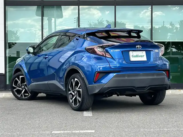 トヨタ Ｃ－ＨＲ G 和歌山県 2017(平29)年 5.3万km コバルトブルーメタリック 純正9インチナビ/フルセグTV/Bluetooth/CD/DVD/USB/バックカメラ/ビルトインETC/トヨタセーフティセンス/レーダークルーズコントロール/BSM/コーナーセンサー/ステアリングスイッチ/ハーフレザーシート/前席シートヒーター/LEDヘッドライト/オートライト/オートハイビーム/純正18インチAW/純正フロアマット/ドアバイザー/プッシュスタート/スマートキー