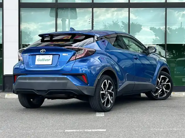 トヨタ Ｃ－ＨＲ G 和歌山県 2017(平29)年 5.3万km コバルトブルーメタリック 純正9インチナビ/フルセグTV/Bluetooth/CD/DVD/USB/バックカメラ/ビルトインETC/トヨタセーフティセンス/レーダークルーズコントロール/BSM/コーナーセンサー/ステアリングスイッチ/ハーフレザーシート/前席シートヒーター/LEDヘッドライト/オートライト/オートハイビーム/純正18インチAW/純正フロアマット/ドアバイザー/プッシュスタート/スマートキー