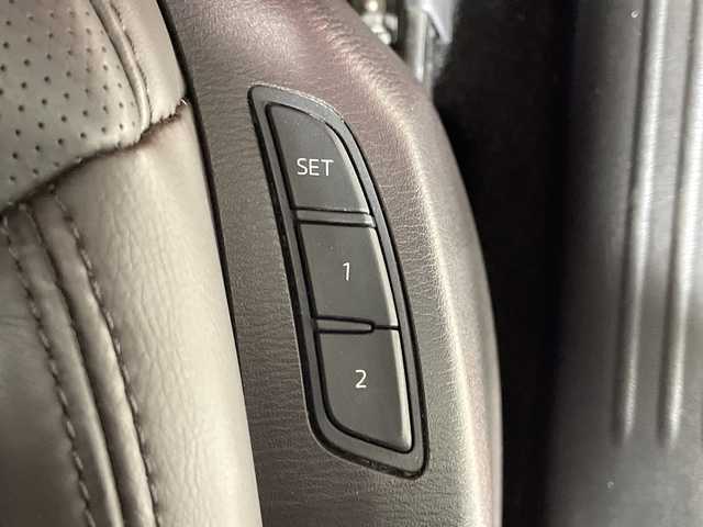 マツダ ＣＸ－８ XD Lパッケージ 神奈川県 2018(平30)年 4.3万km ソウルレッドクリスタルM ディーゼルターボ/シルバールーフレール/マツダコネクトナビゲーション/フルセグ　CD　DVD/Bluetooth　AUX/360度ビューカメラ/ヘッドアップディスプレイ/パワーバックドア/i-ACTIVSENSE/アドバンストスマートシティブレーキサポート/アダプティブLEDヘッドライト/ハイビームコントロールシステム/誤発進抑制制御/車線逸脱警報システム/車線逸脱抑制装置/全車速追従機能付きマツダレーダークルーズコントロール/スマートブレーキサポート/ブラインドスポットモニタリング/リアクロストラフィックアラート/前後センサー/アイドリングストップ/革シート/前席/2列目シートヒーター/前席パワーシート/運転席ポジションメモリー/革巻きステアリング/ステアリングヒーター/ステアリングスイッチ/純正前方ドライブレコーダー/純正ETC/電動パーキングブレーキ/オートブレーキホールド/プッシュスタート/スマートキー/LEDヘッドランプ/オートライト/フロントフォグランプ/純正19インチアルミホイール/純正リアスポイラー