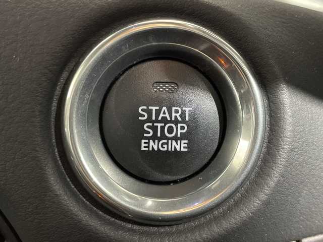 マツダ ＣＸ－８ XD Lパッケージ 神奈川県 2018(平30)年 4.3万km ソウルレッドクリスタルM ディーゼルターボ/シルバールーフレール/マツダコネクトナビゲーション/フルセグ　CD　DVD/Bluetooth　AUX/360度ビューカメラ/ヘッドアップディスプレイ/パワーバックドア/i-ACTIVSENSE/アドバンストスマートシティブレーキサポート/アダプティブLEDヘッドライト/ハイビームコントロールシステム/誤発進抑制制御/車線逸脱警報システム/車線逸脱抑制装置/全車速追従機能付きマツダレーダークルーズコントロール/スマートブレーキサポート/ブラインドスポットモニタリング/リアクロストラフィックアラート/前後センサー/アイドリングストップ/革シート/前席/2列目シートヒーター/前席パワーシート/運転席ポジションメモリー/革巻きステアリング/ステアリングヒーター/ステアリングスイッチ/純正前方ドライブレコーダー/純正ETC/電動パーキングブレーキ/オートブレーキホールド/プッシュスタート/スマートキー/LEDヘッドランプ/オートライト/フロントフォグランプ/純正19インチアルミホイール/純正リアスポイラー